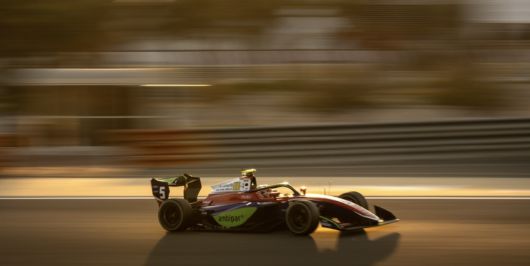 Câmara and Boya top final days of FIA F3 Bahrain In-Season Test